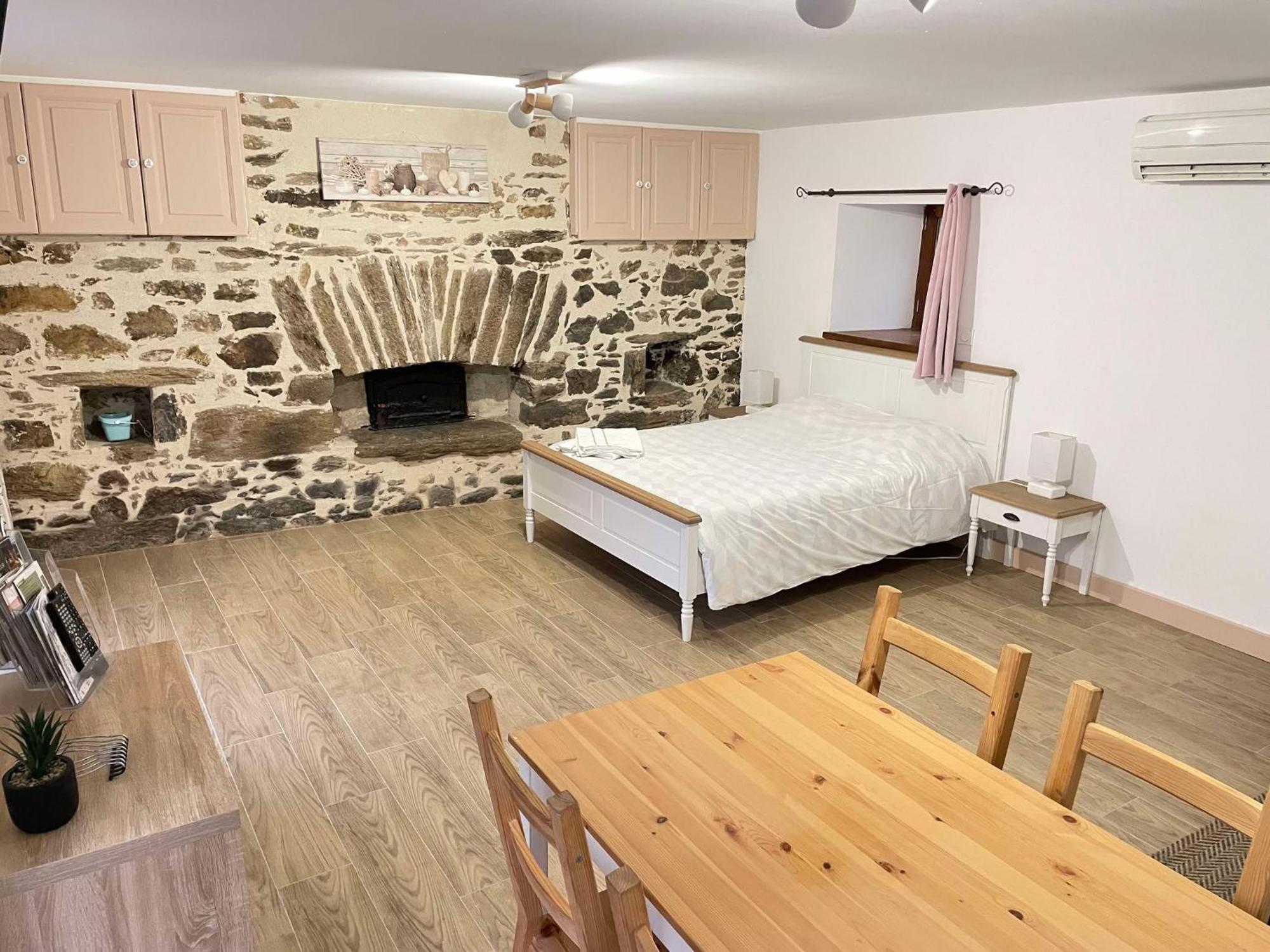 Les Gites Du Gauliat Espartignac Bagian luar foto