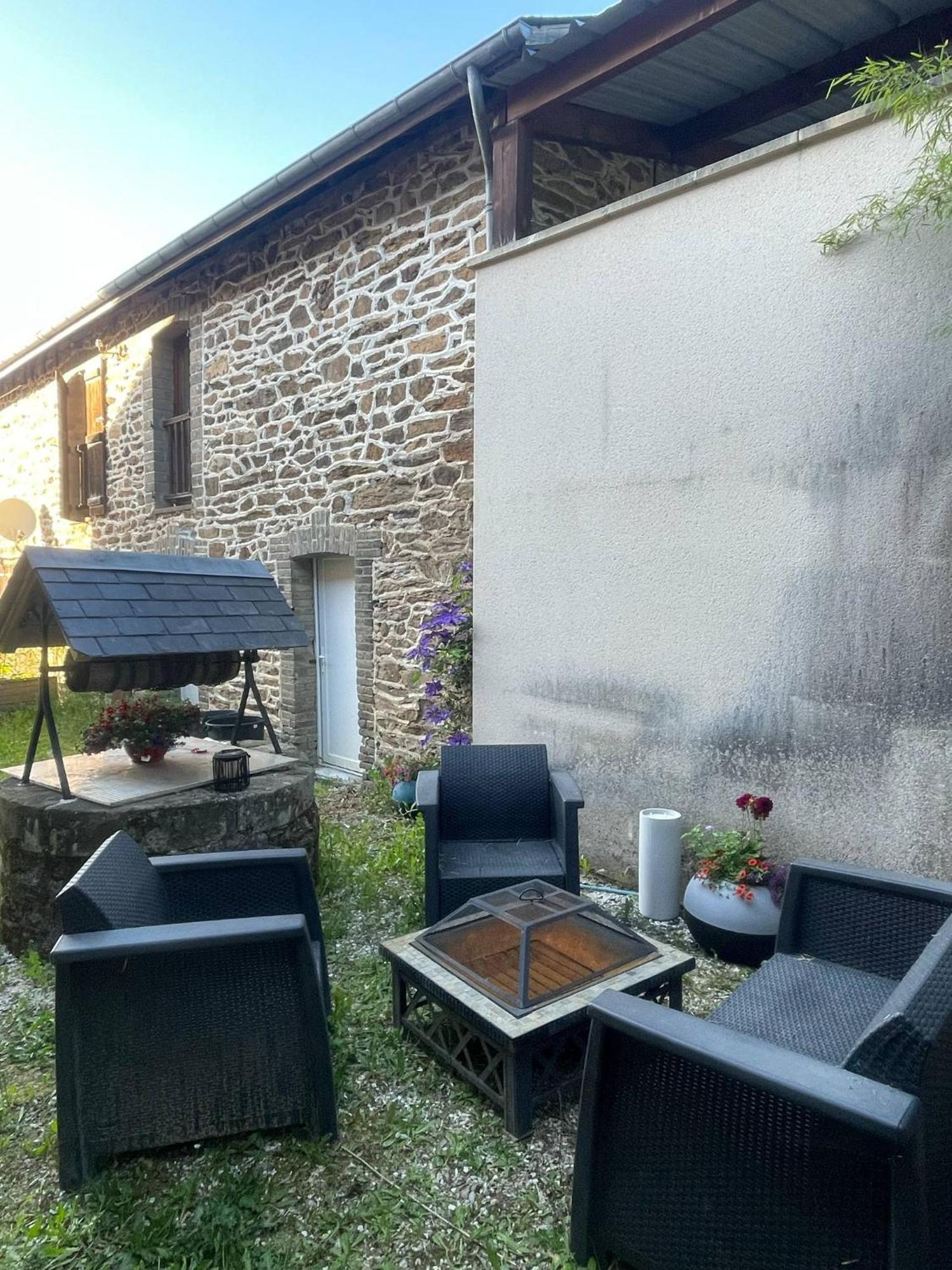 Les Gites Du Gauliat Espartignac Bagian luar foto