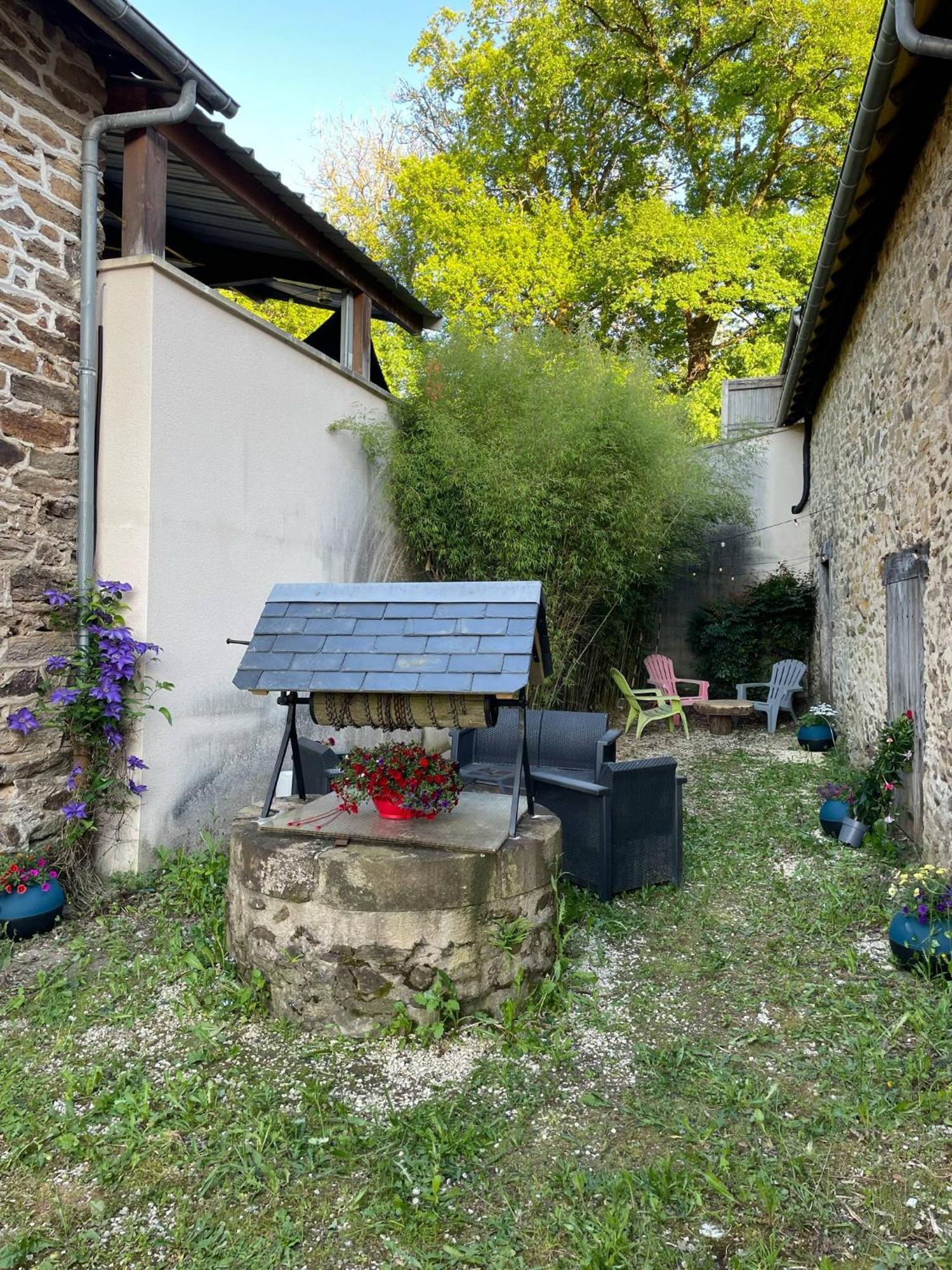 Les Gites Du Gauliat Espartignac Bagian luar foto